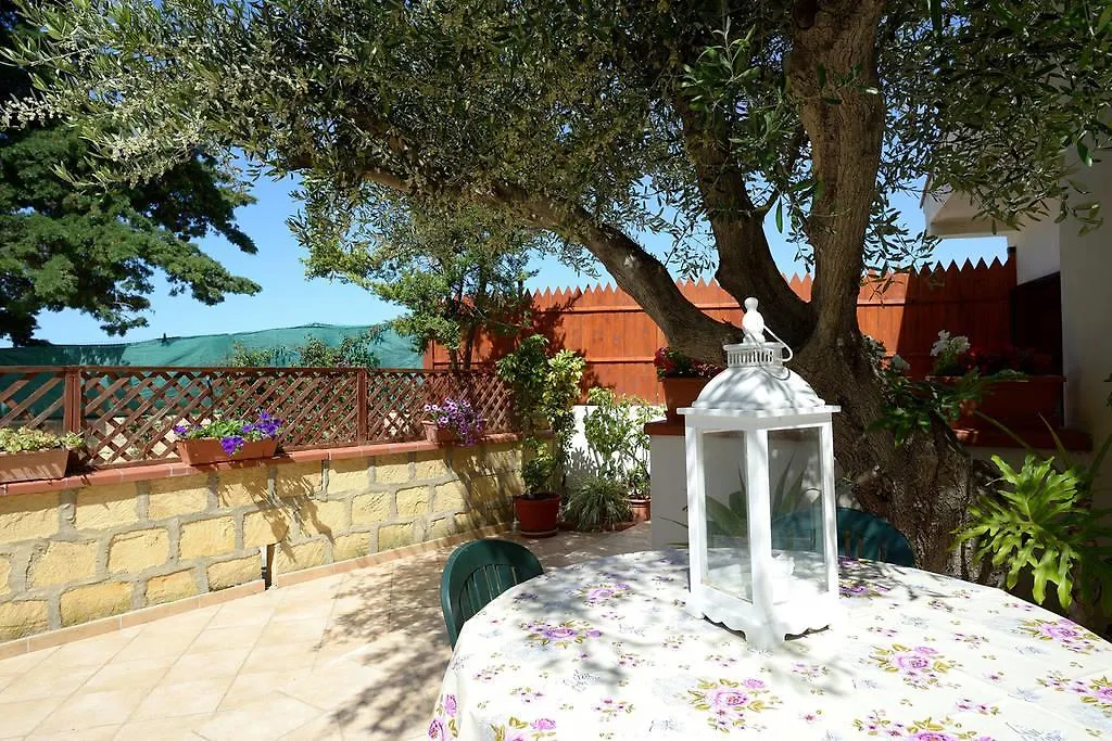 La Casuzza Dell'Ulivo Apartment Villaggio Mose  Villaggio Mose (Sicily)